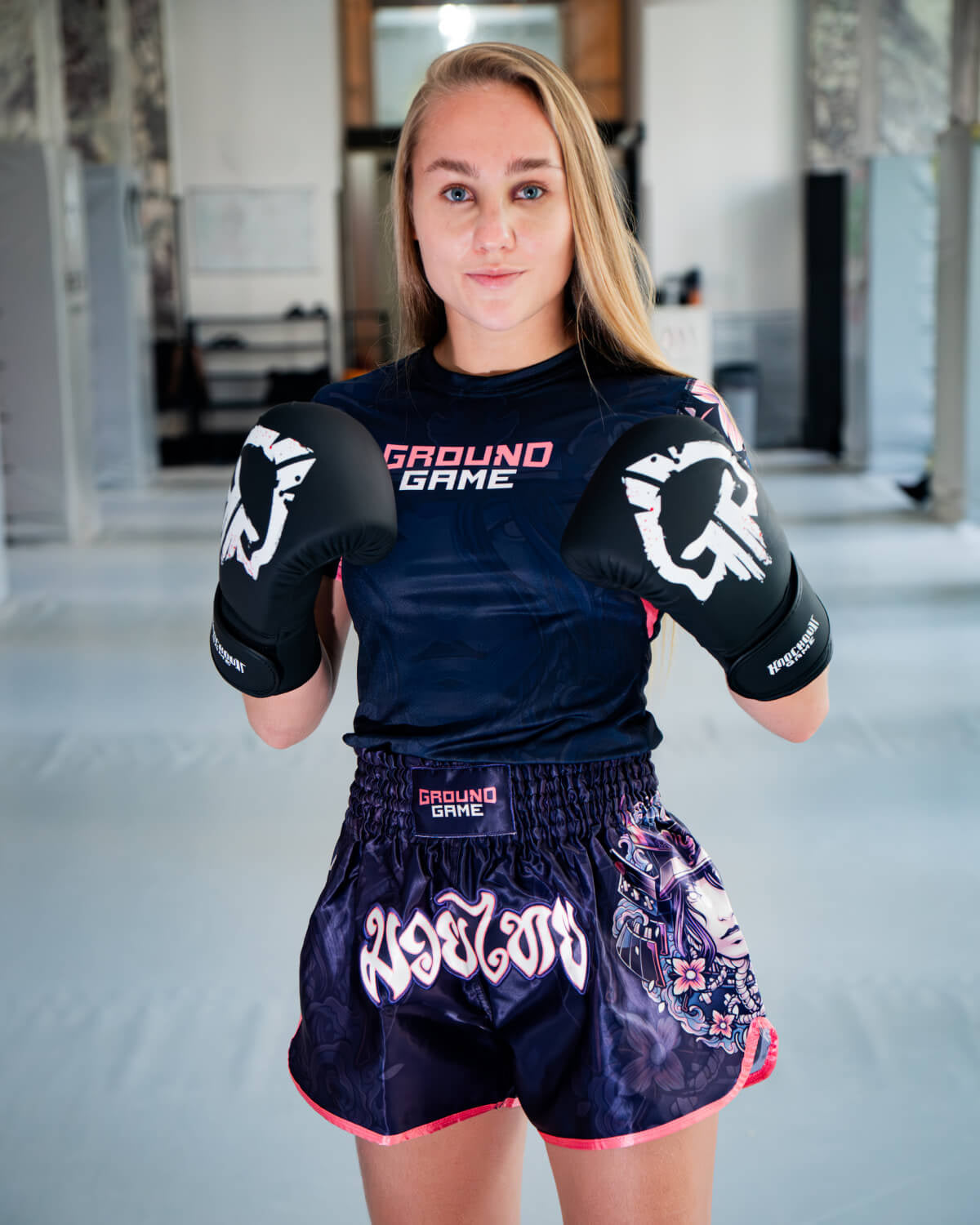 Damen-Muay-Thai-Shorts Asami
