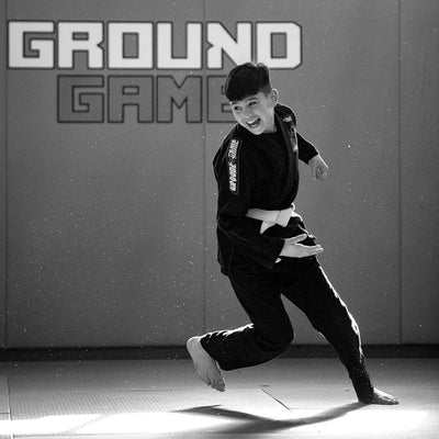 BJJ-Gi für Kinder Ninja (Schwarz) + Gürtel GRATIS