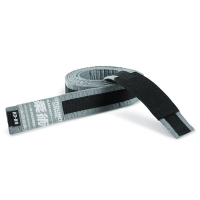 BJJ-Gürtel für Kinder (Grau mit schwarzem Streifen)